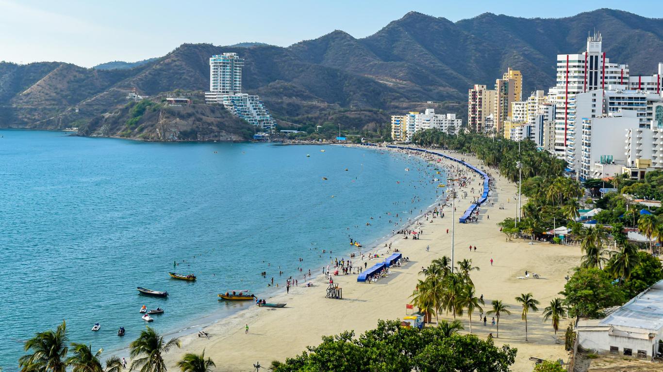 1366x768 Vacation Apartments & Rentals in Santa Marta from $9 / night