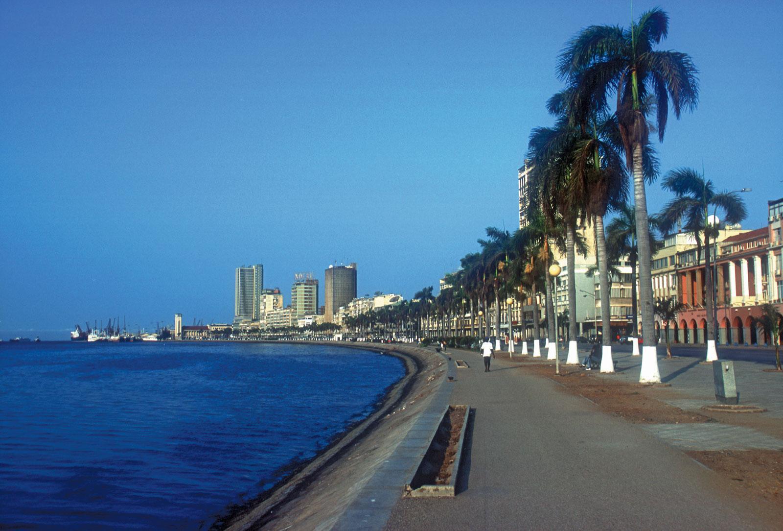 1600x1084 Angola Wallpaper