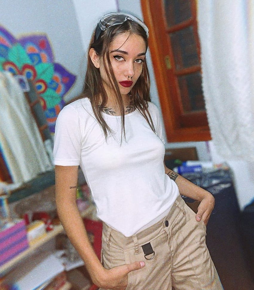 850x970 Maria Becerra arrasando en YouTube con HD phone wallpaper
