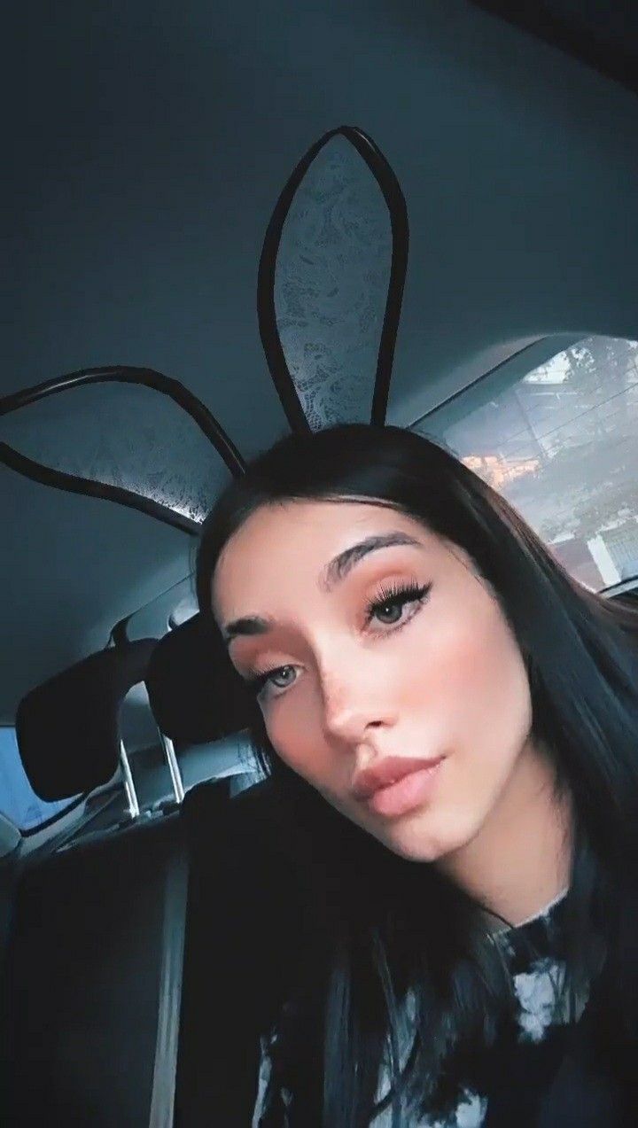 720x1273 María Becerra. Becerro, Fotos de maria, Fotos goals de amigas