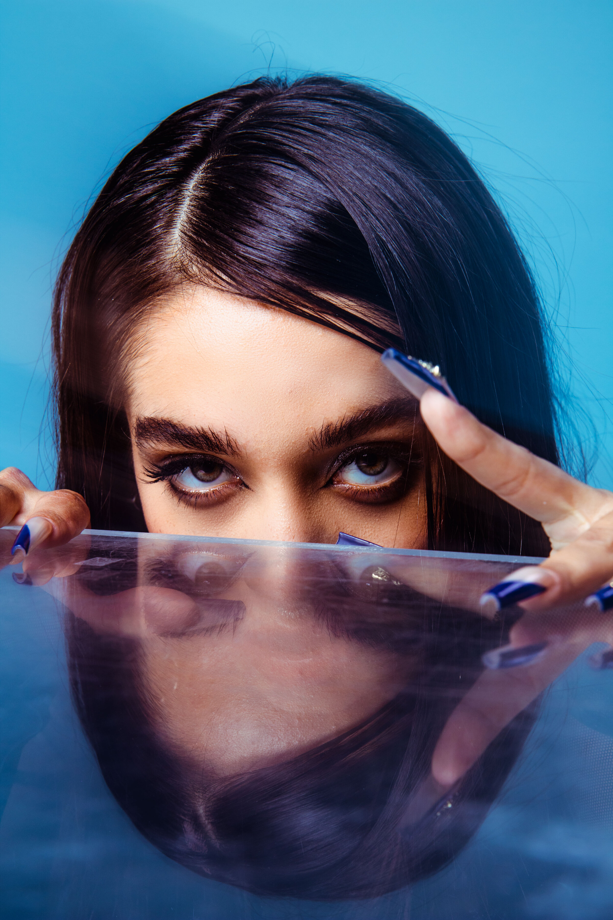 2500x3750 MARIA BECERRA. POISED FOR SUPERSTARDOM