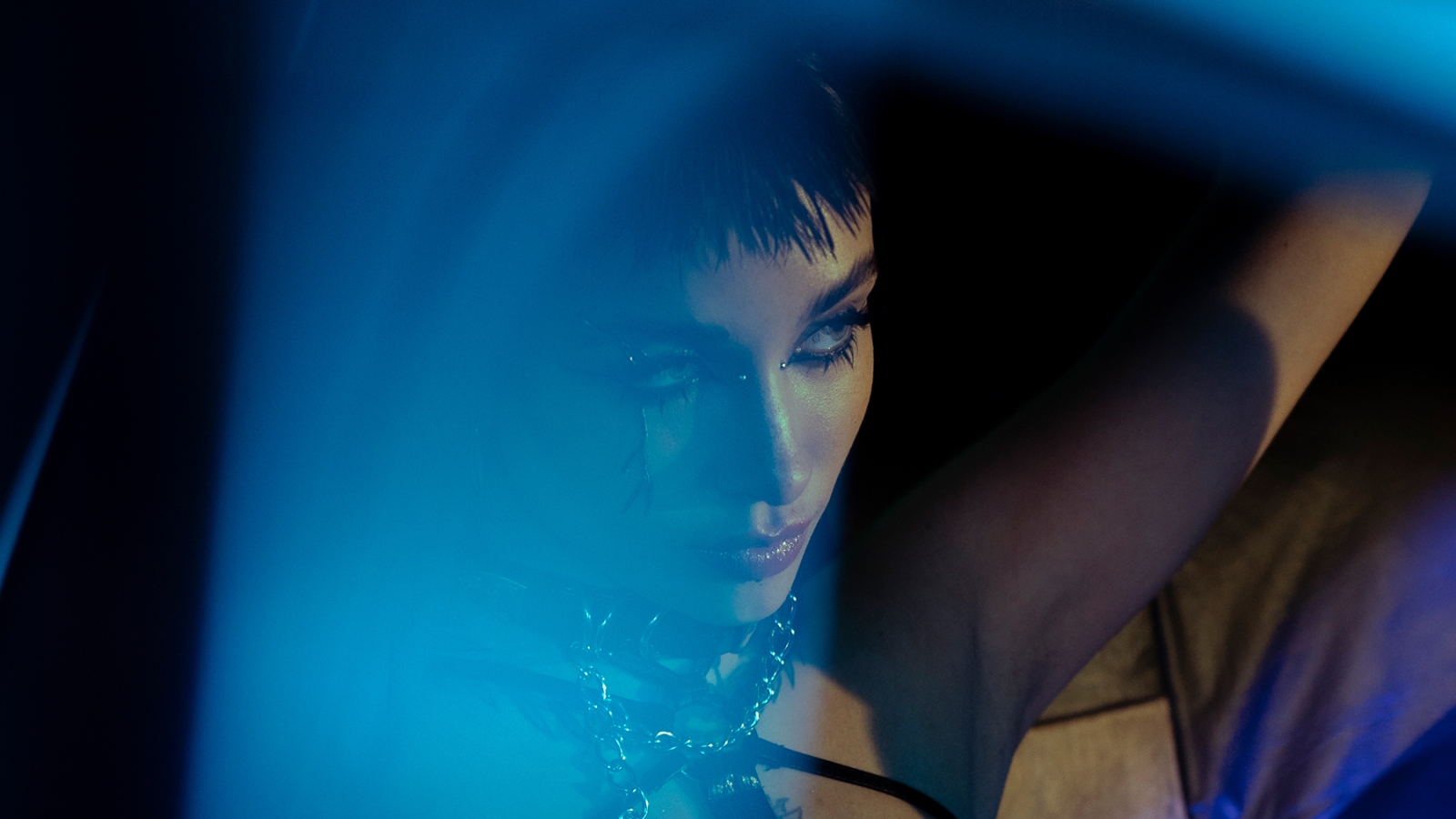 1600x900 Maria Becerra Revs Up The Old School Reggaetón In 'Automático' Video