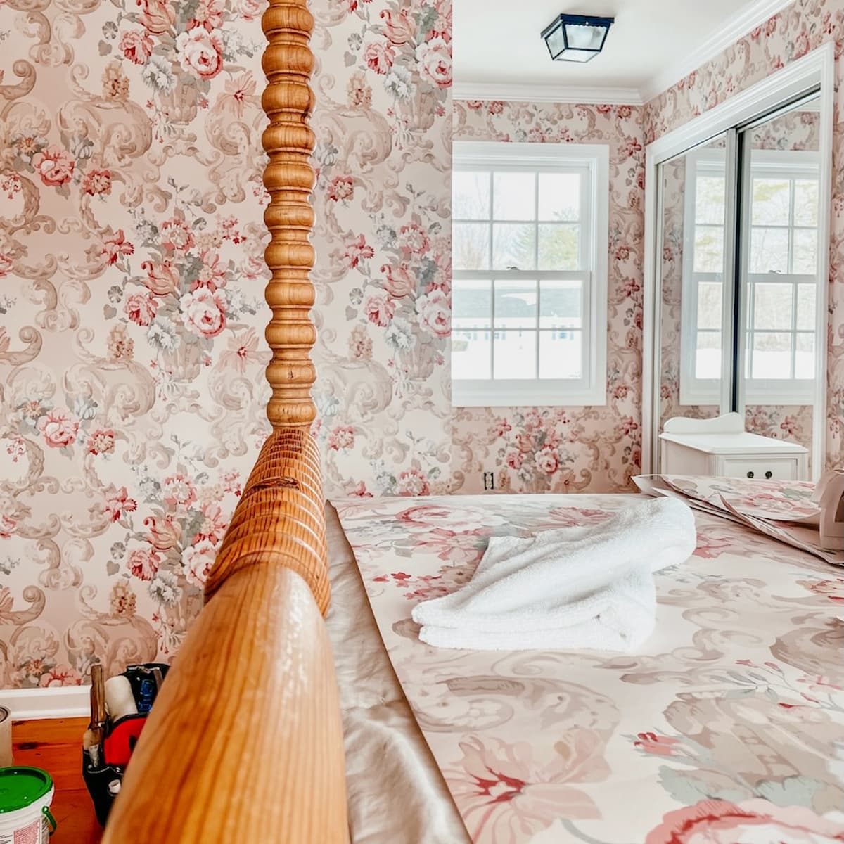1200x1200 Wallpaper Bedroom Designs Emblematic of a Cozy Vermont Inn. Dabbling and Decorating