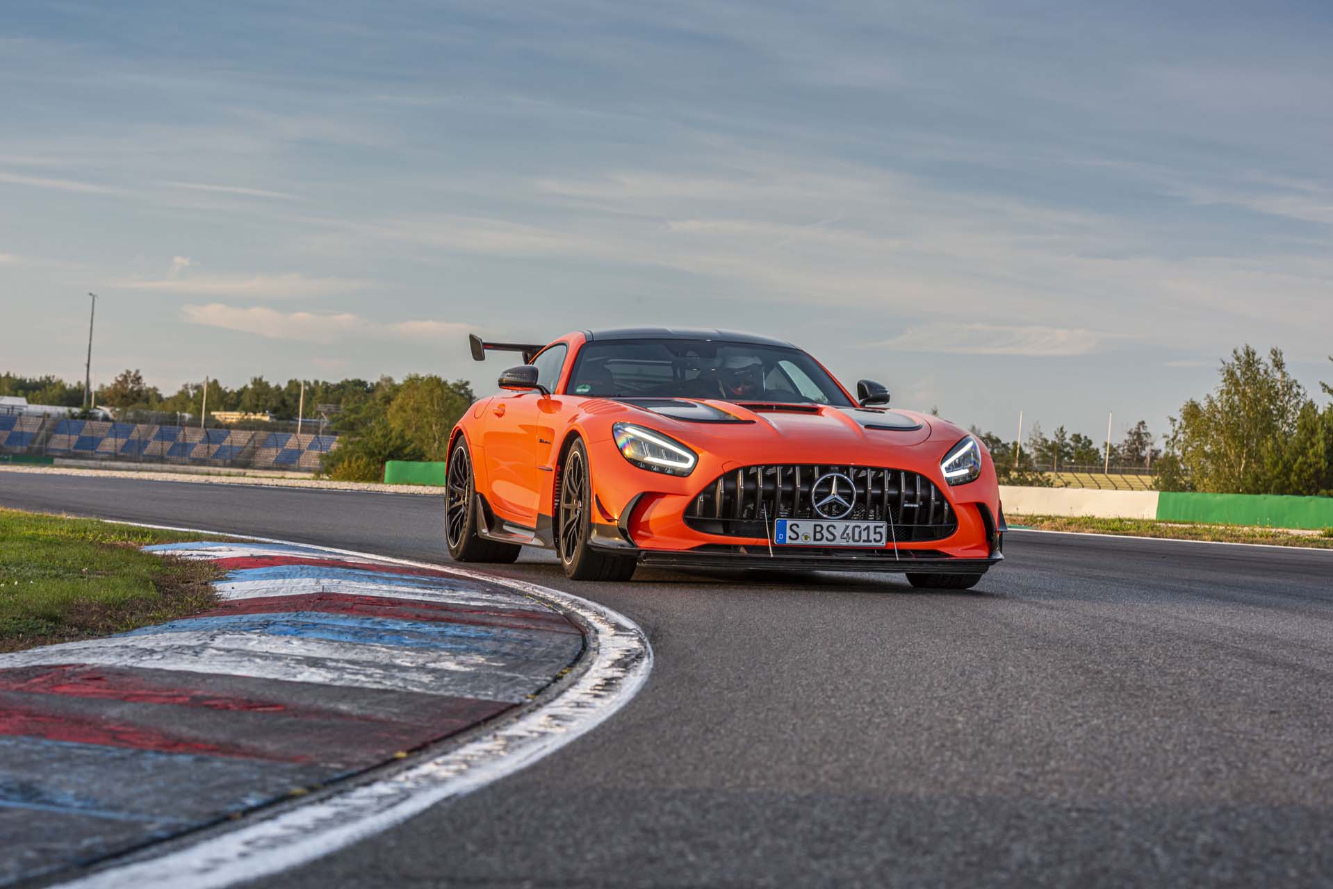 1918x1280 Mercedes Benz AMG GT Black Series: Track Athlete Comes With 720 Hp, $050 Price Tag