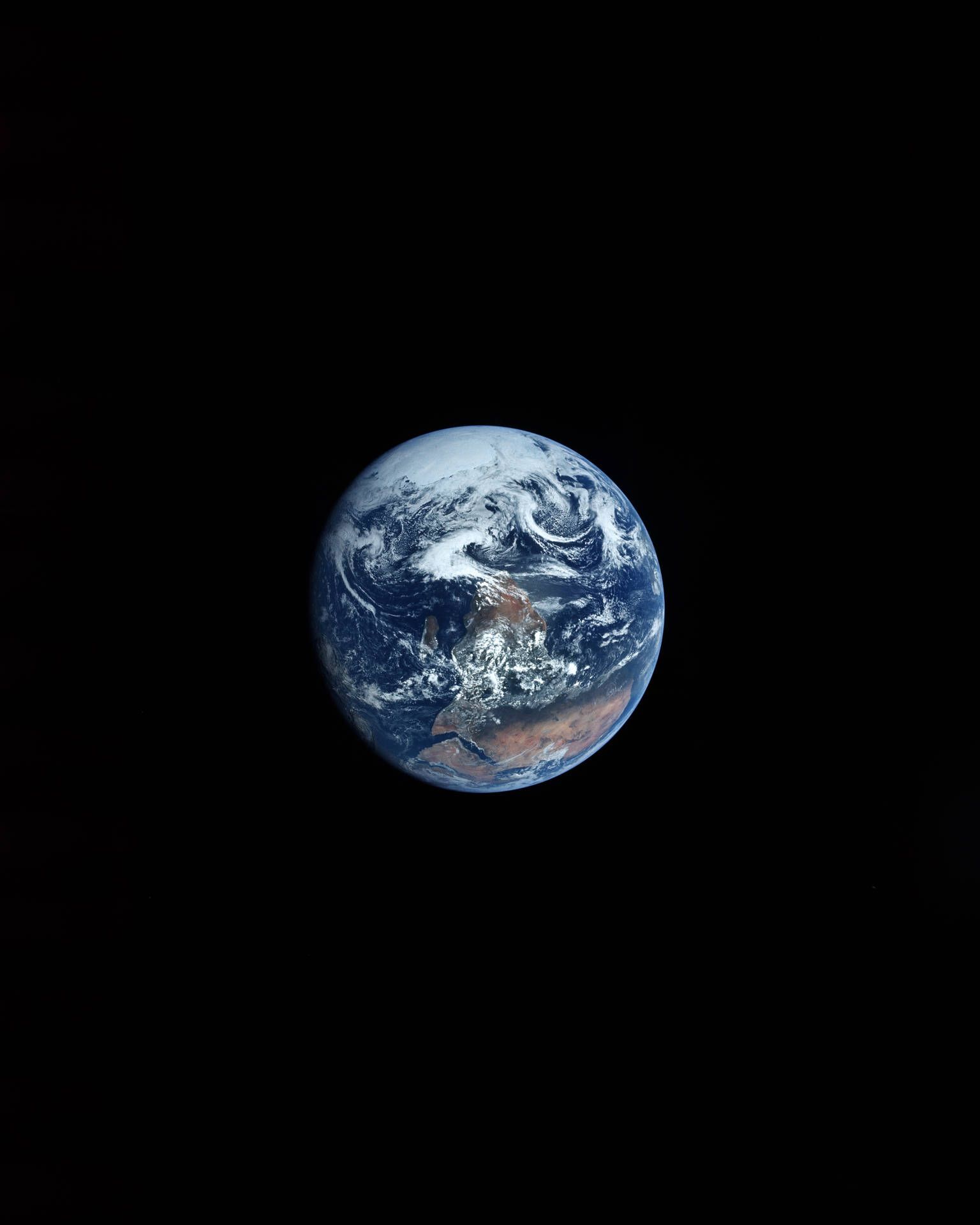 1536x1920 Black Planet Wallpaper