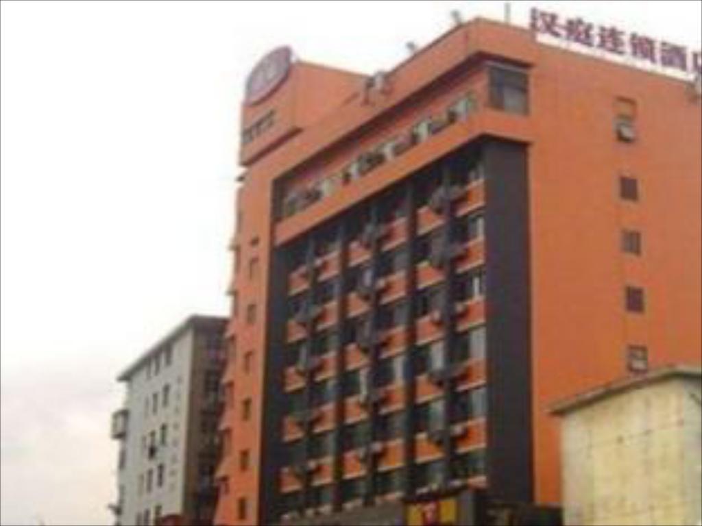 1024x768 Hanting Hotel Nanchang Tengwangge Fuhe North Road Branch in China