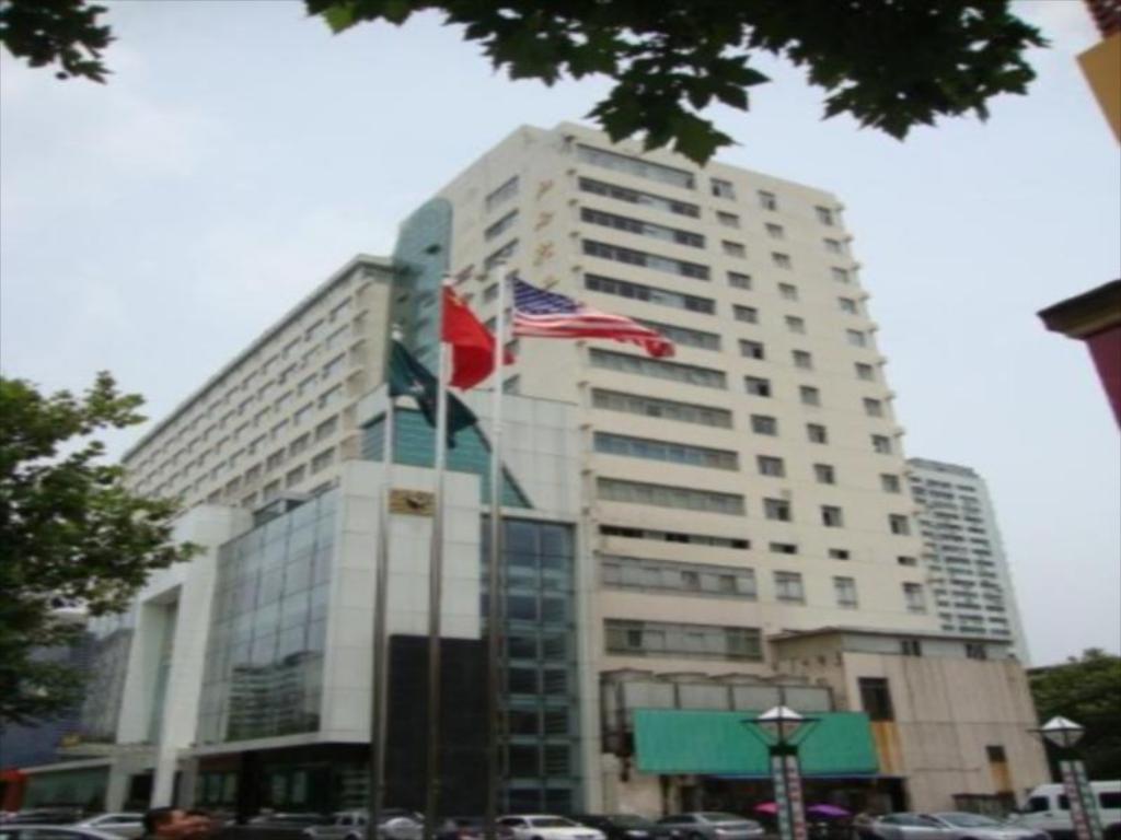 1024x768 Green Tree Inn Nanchang Fuzhou Road Renmin Park Hotel, China