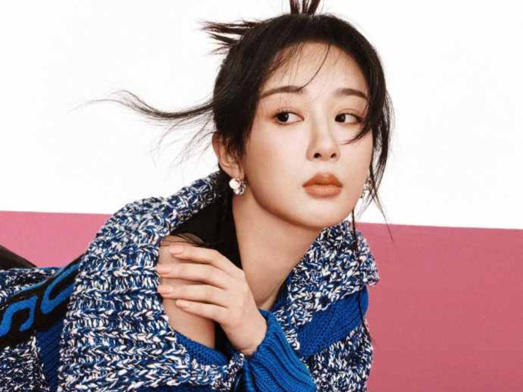 1024x768 Yang Zi wins case against apparel brand