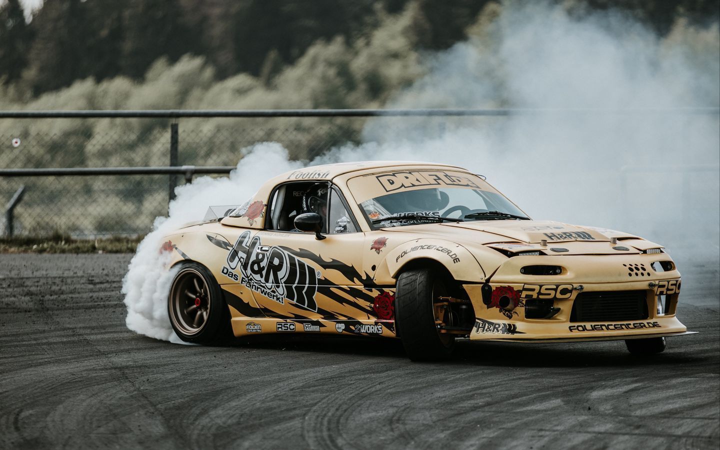 1440x900 Phonk Car Wallpaper