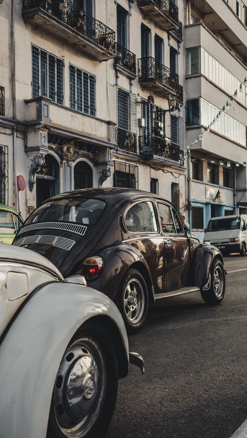 800x1420 Download Wallpaper 800x1420 Cars, Retro, Street, Traffic Iphone Se 5s 5c 5 For Parallax HD Background