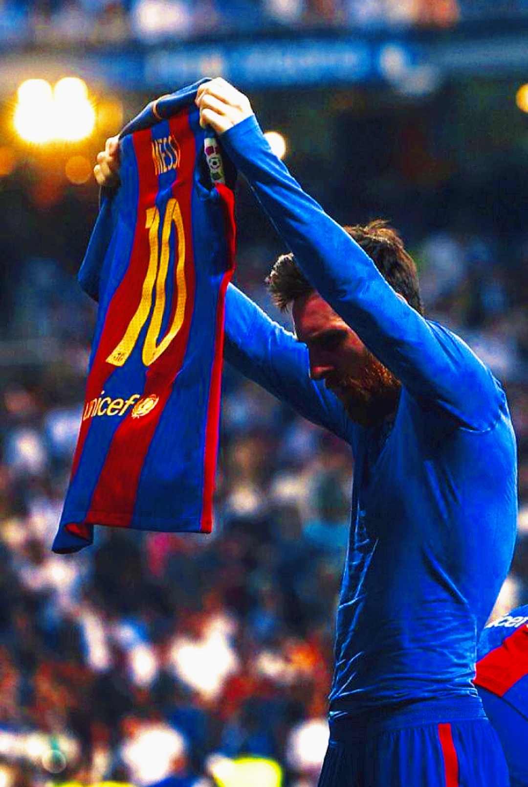 1080x1608 Messi Photo With Ronaldinho Wallpaper Download