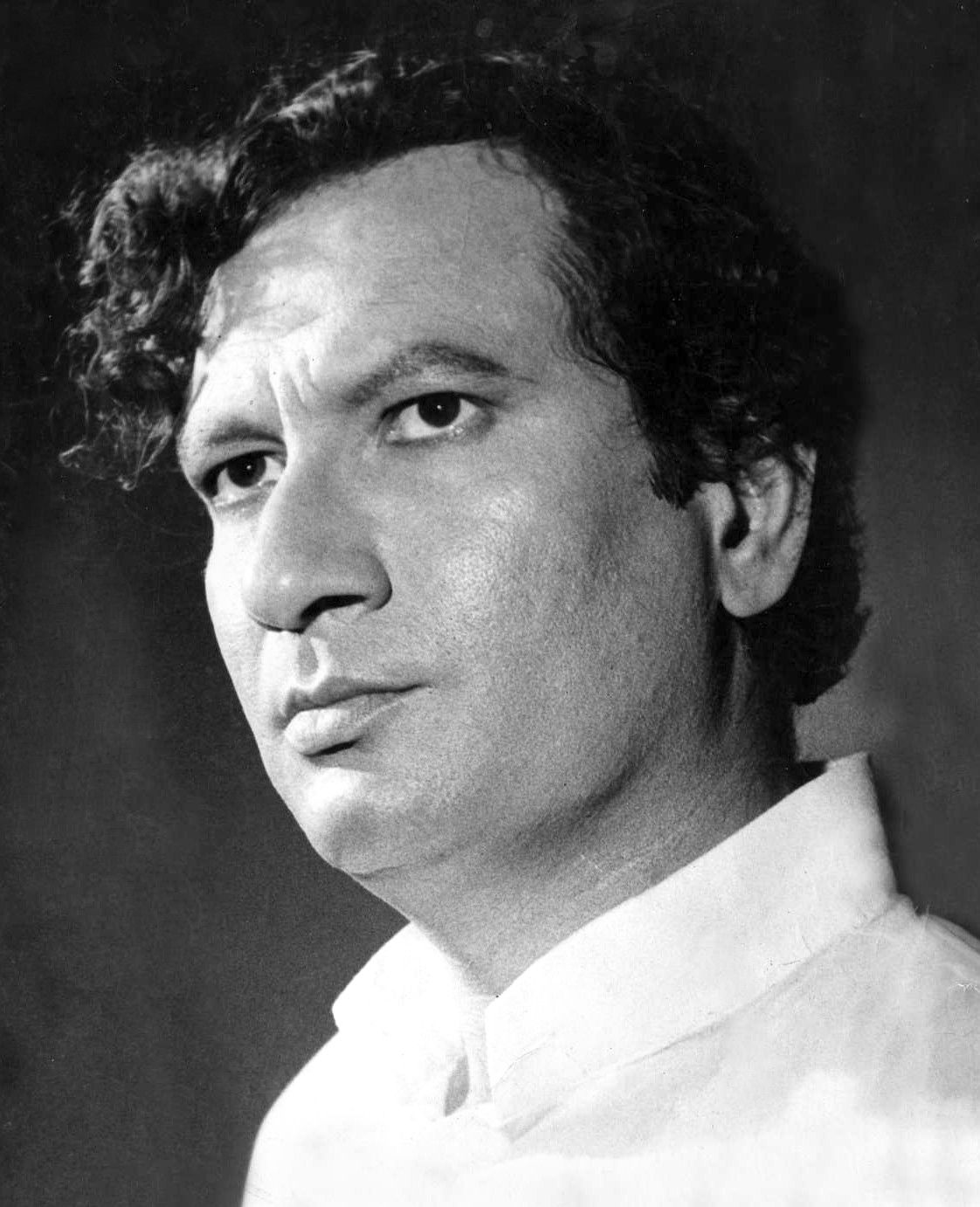 1122x1382 Vijay Anand