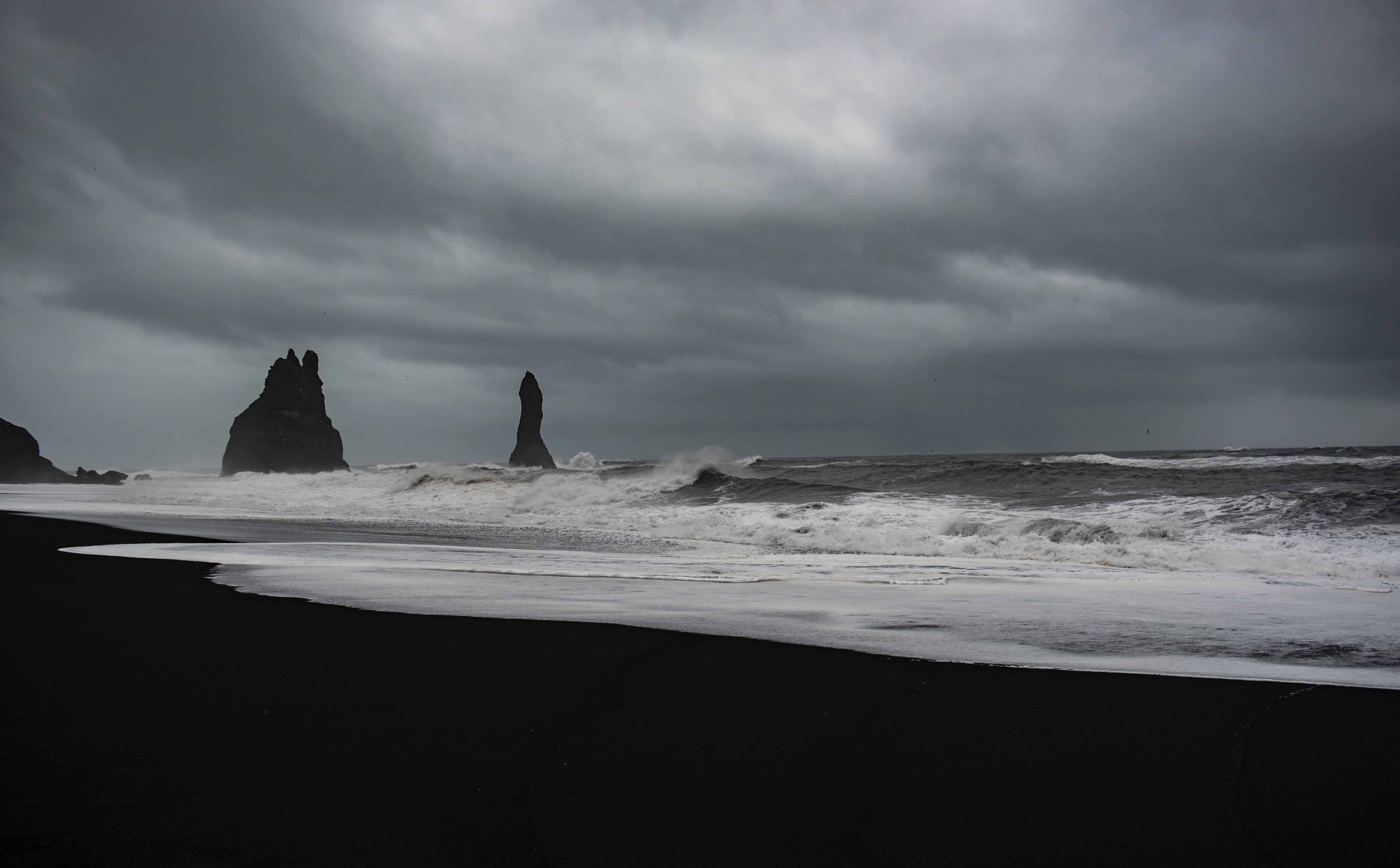 5120x3173 Wallpaper / gloomy, stormy, weather, Iceland, black, Europe, rocks, Cloudy, 5K, Nature, Cold, Dark, stormyweather, Beach, Waves, sand free download