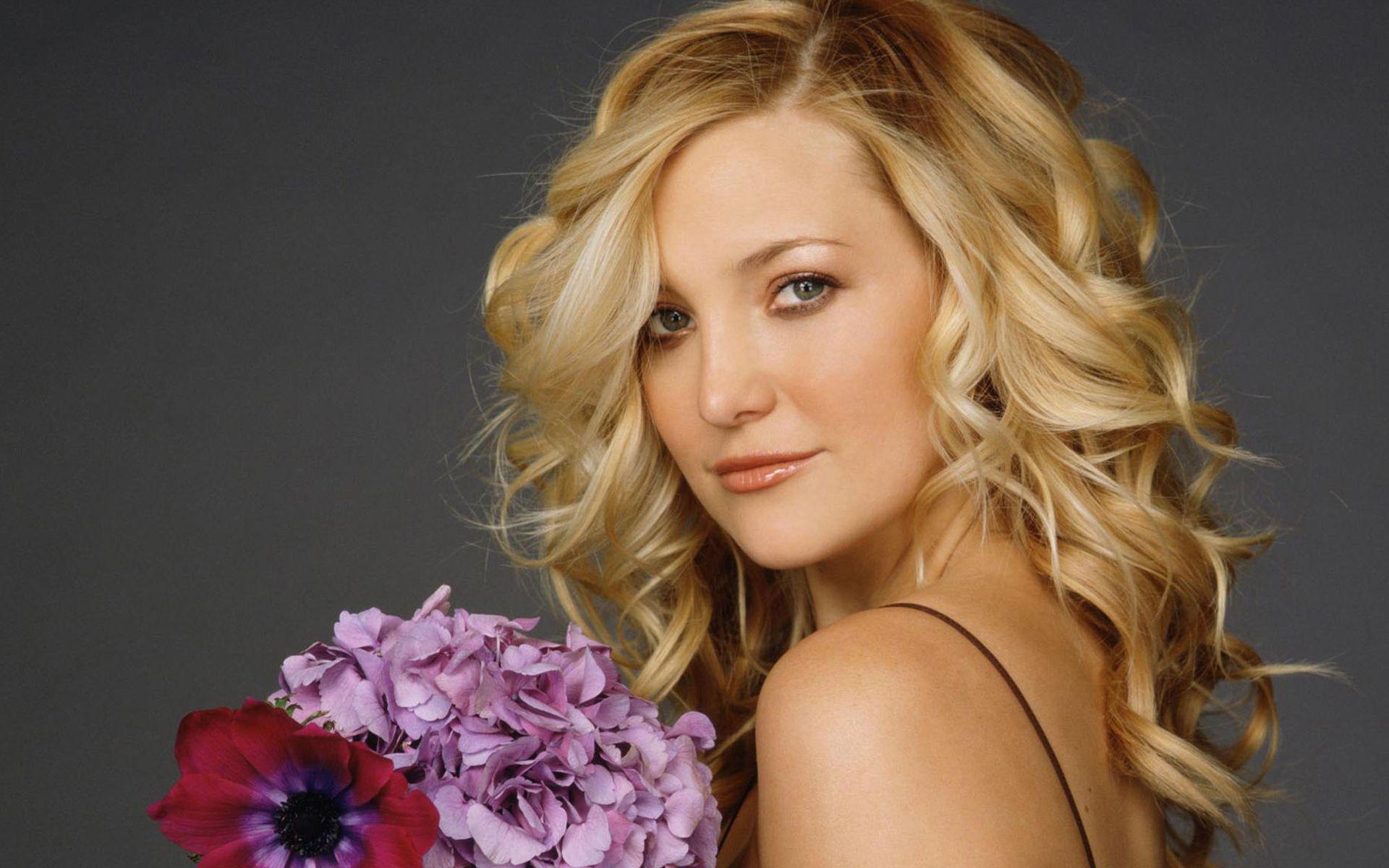 1920x1200 Kate Hudson HD Wallpaper