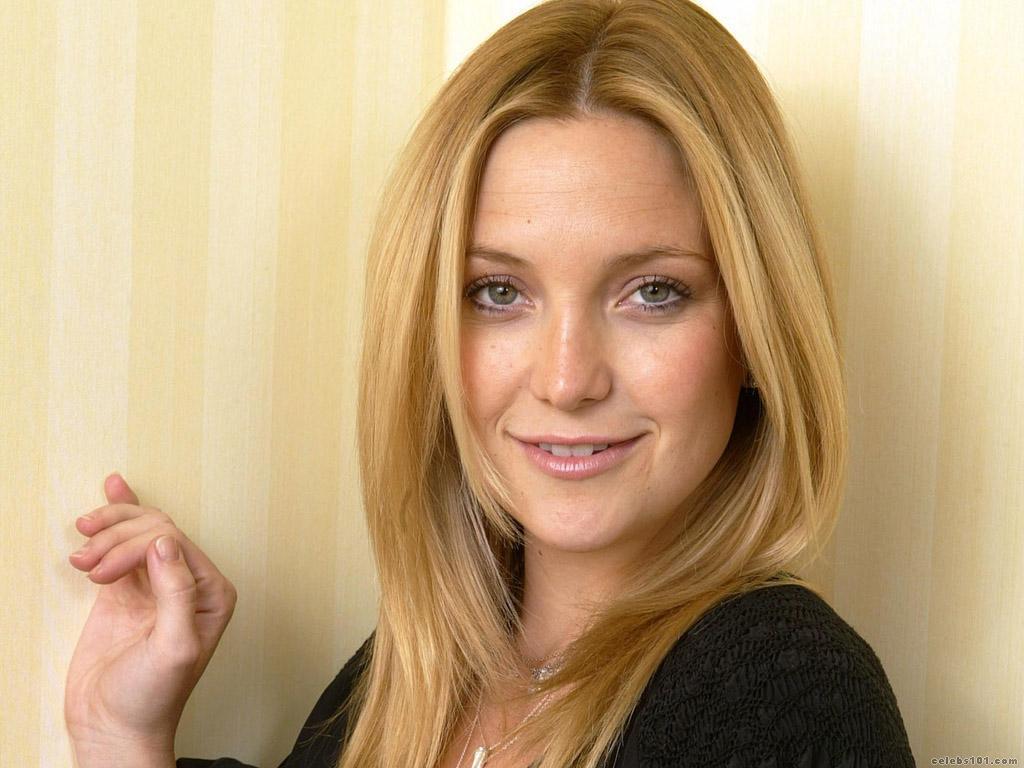 1024x768 Cupidion: Kate Hudson Smile Wallpaper Image