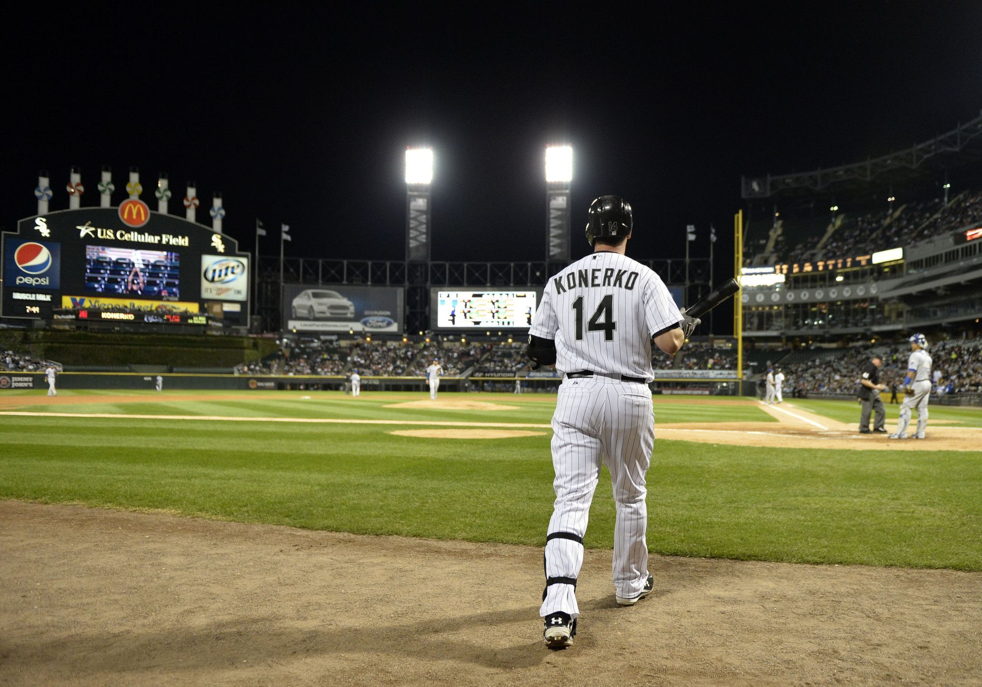 2000x1399 Baseball Field Wallpaper