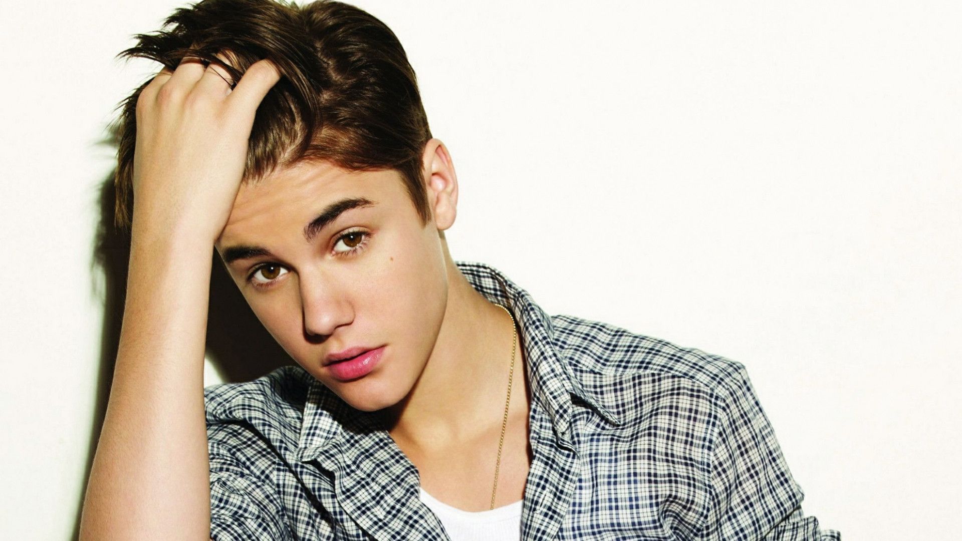 1920x1080 Justin Bieber Desktop Wallpaper