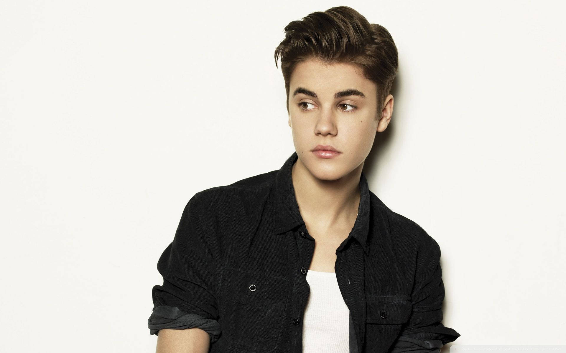 1920x1200 Justin Bieber Background