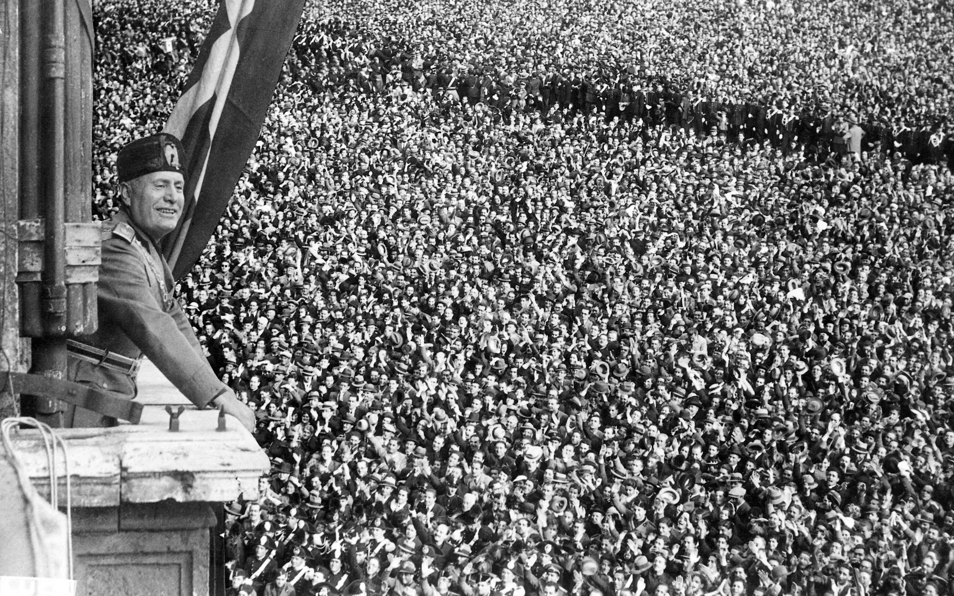 1920x1200 The relationship between Mussolini and calcio