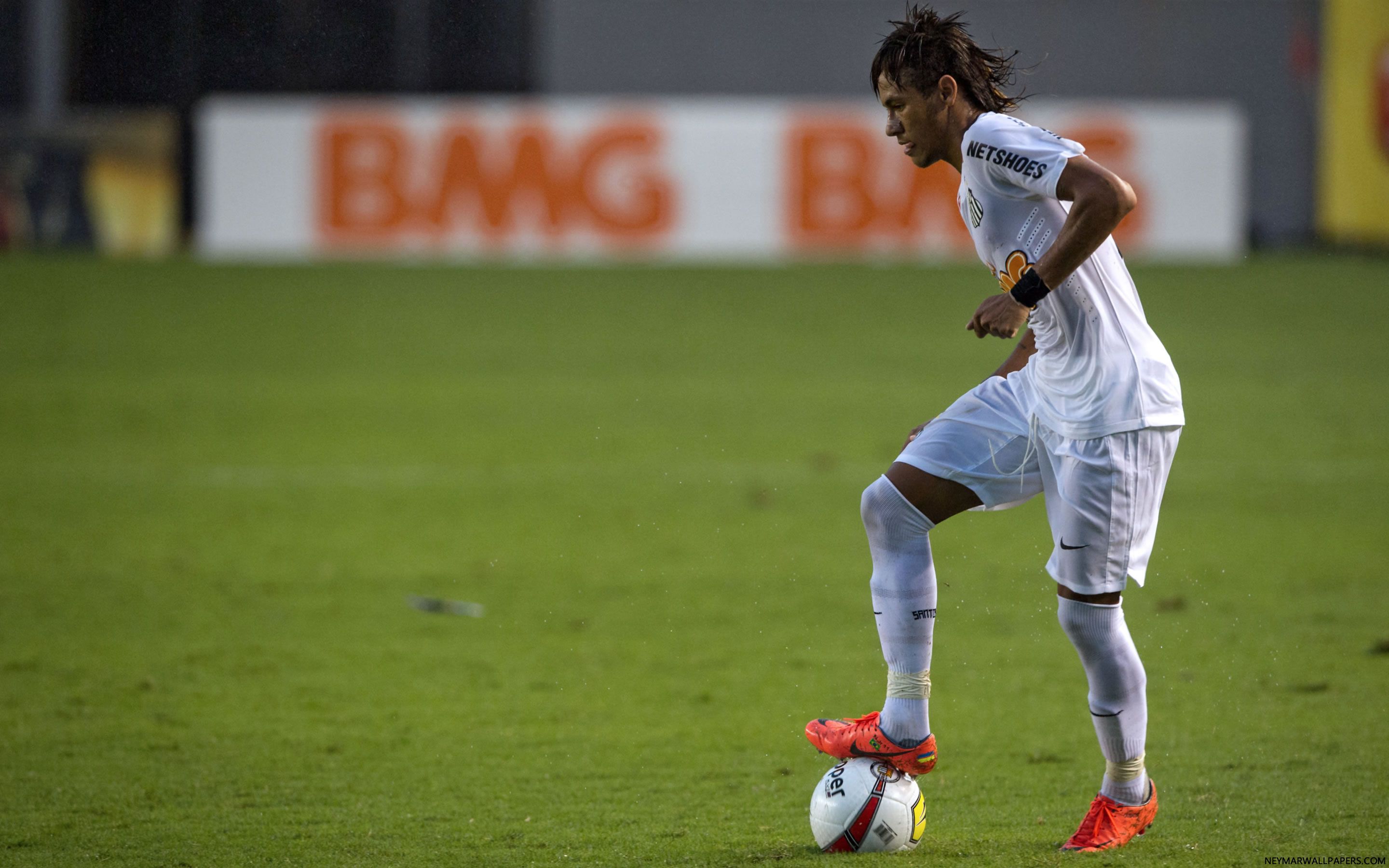 2880x1800 Neymar in Santos white jersey wallpaper