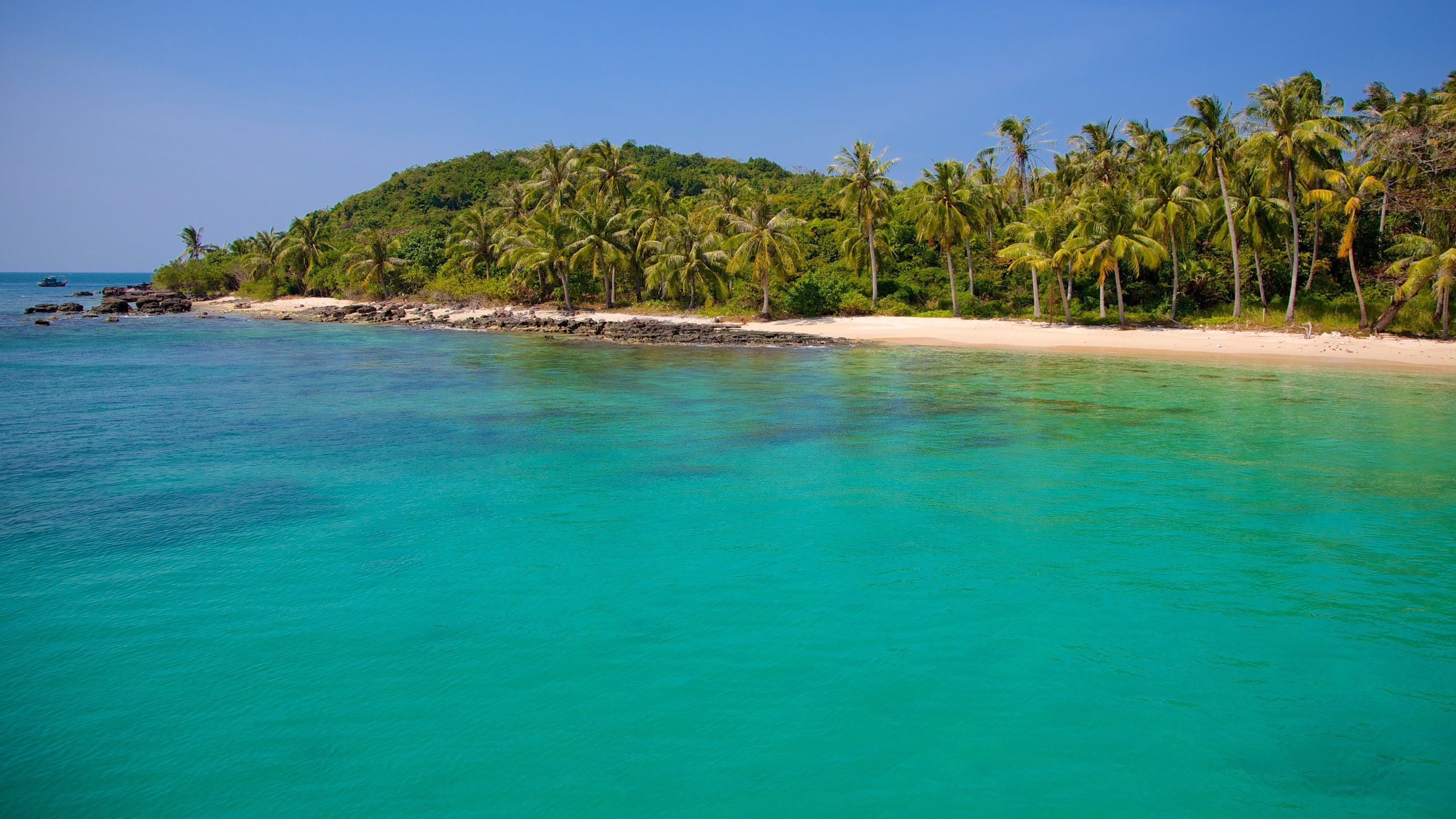 2560x1440 Visit Phu Quoc: 2023 Travel Guide for Phu Quoc, Kien Giang Province