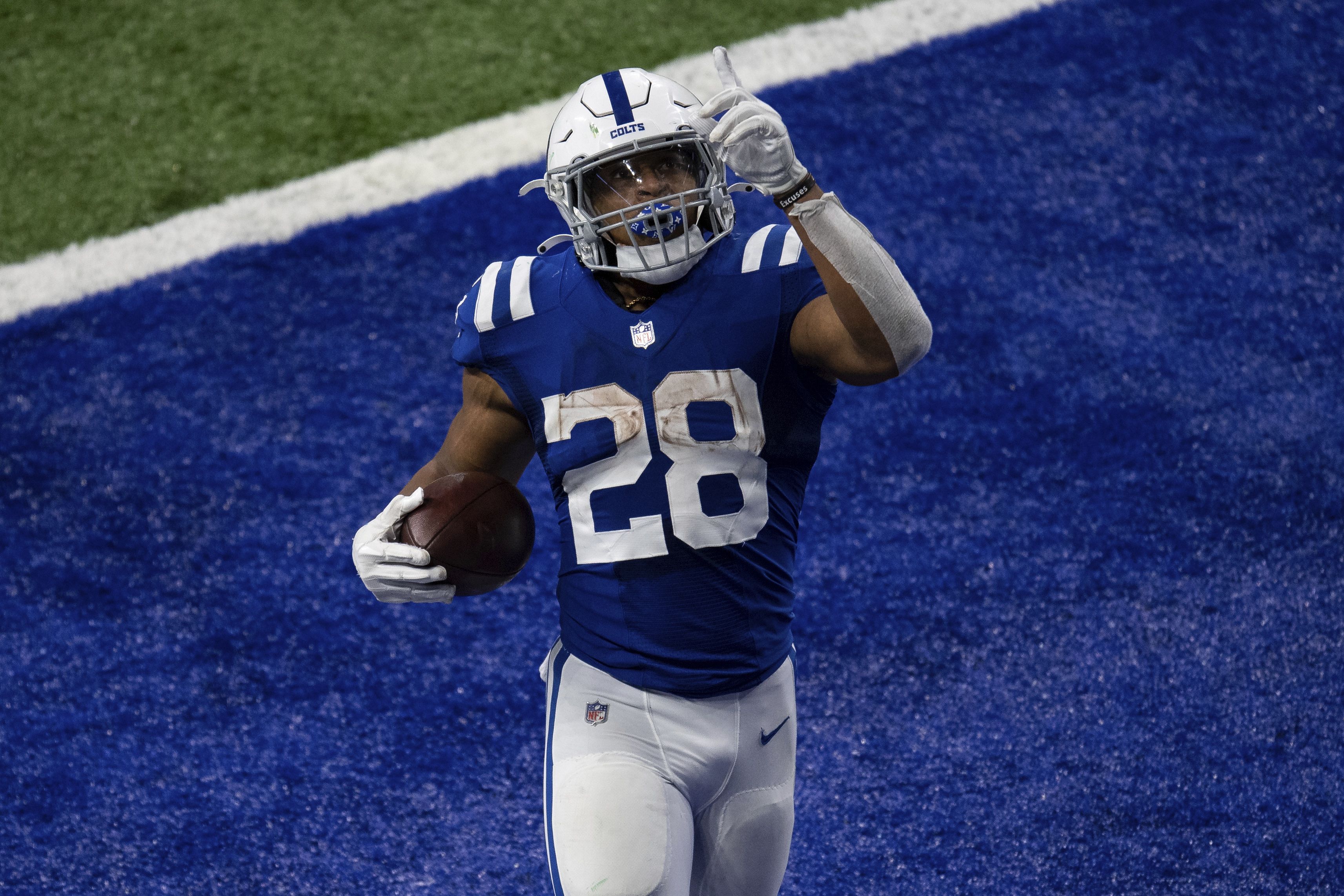 3426x2284 Colts place RB Jonathan Taylor on COVID list, rule Ryan Kelly out versus Titans