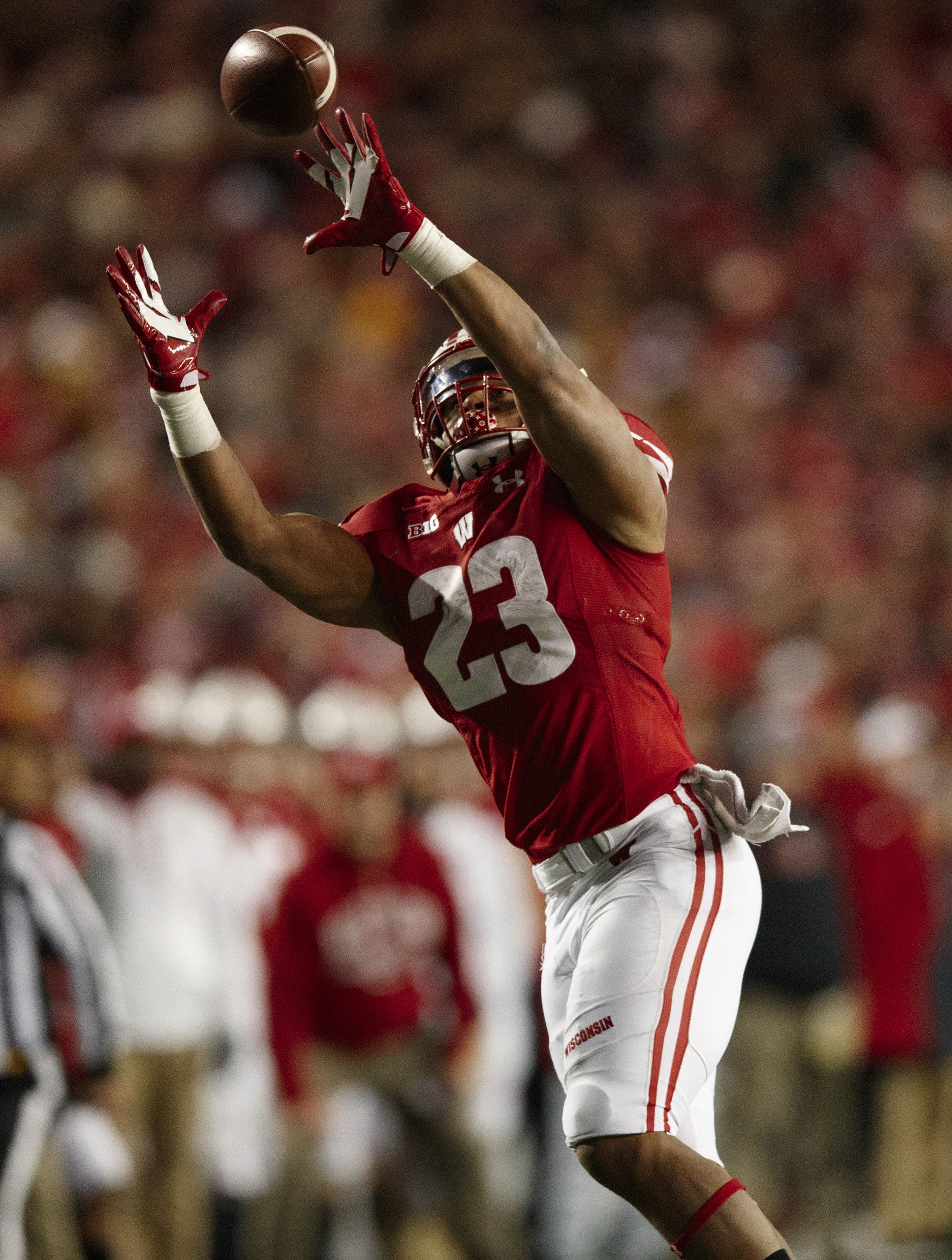 2620x3468 Jonathan Taylor Declares For Draft