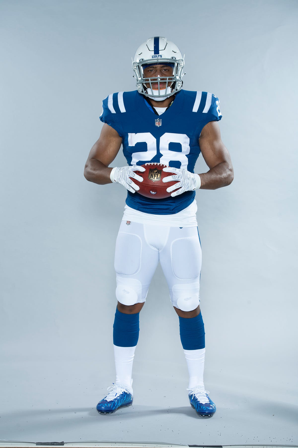 1200x1800 Colts rookie running back Jonathan Taylor looks like the complete package