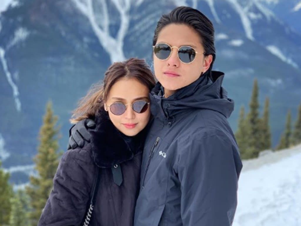 1024x768 Kathryn Bernardo is happy with Daniel Padilla