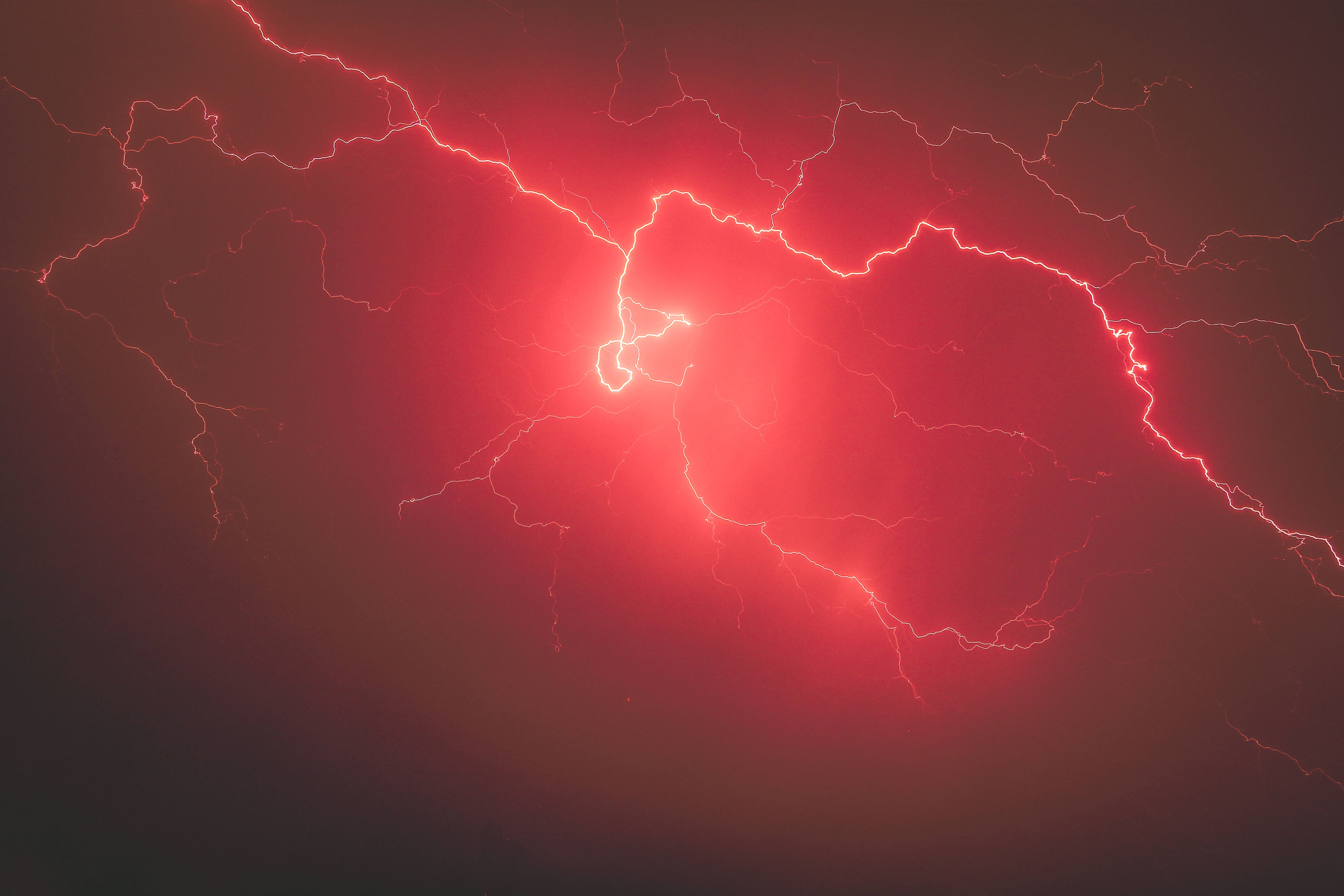 6000x4000 Download A Powerful Display of Red Lightning Wallpaper