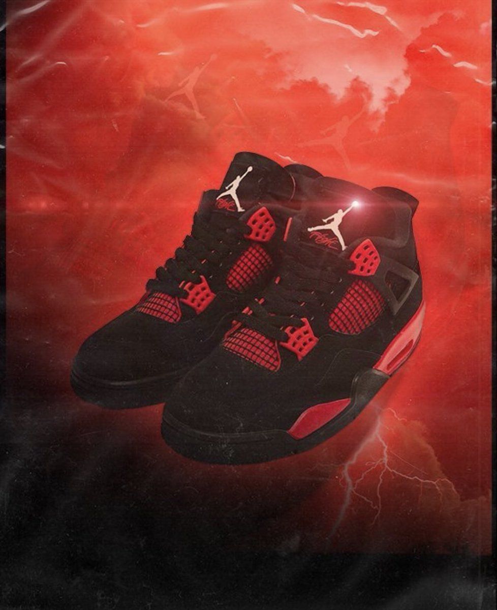 978x1200 Thunders Shoes Wallpaper