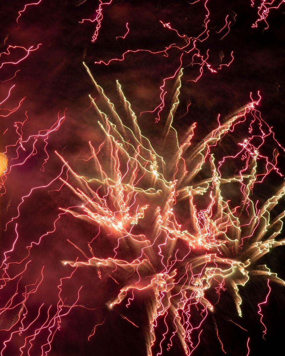 1000x1250 Red and white lightning during night time photo