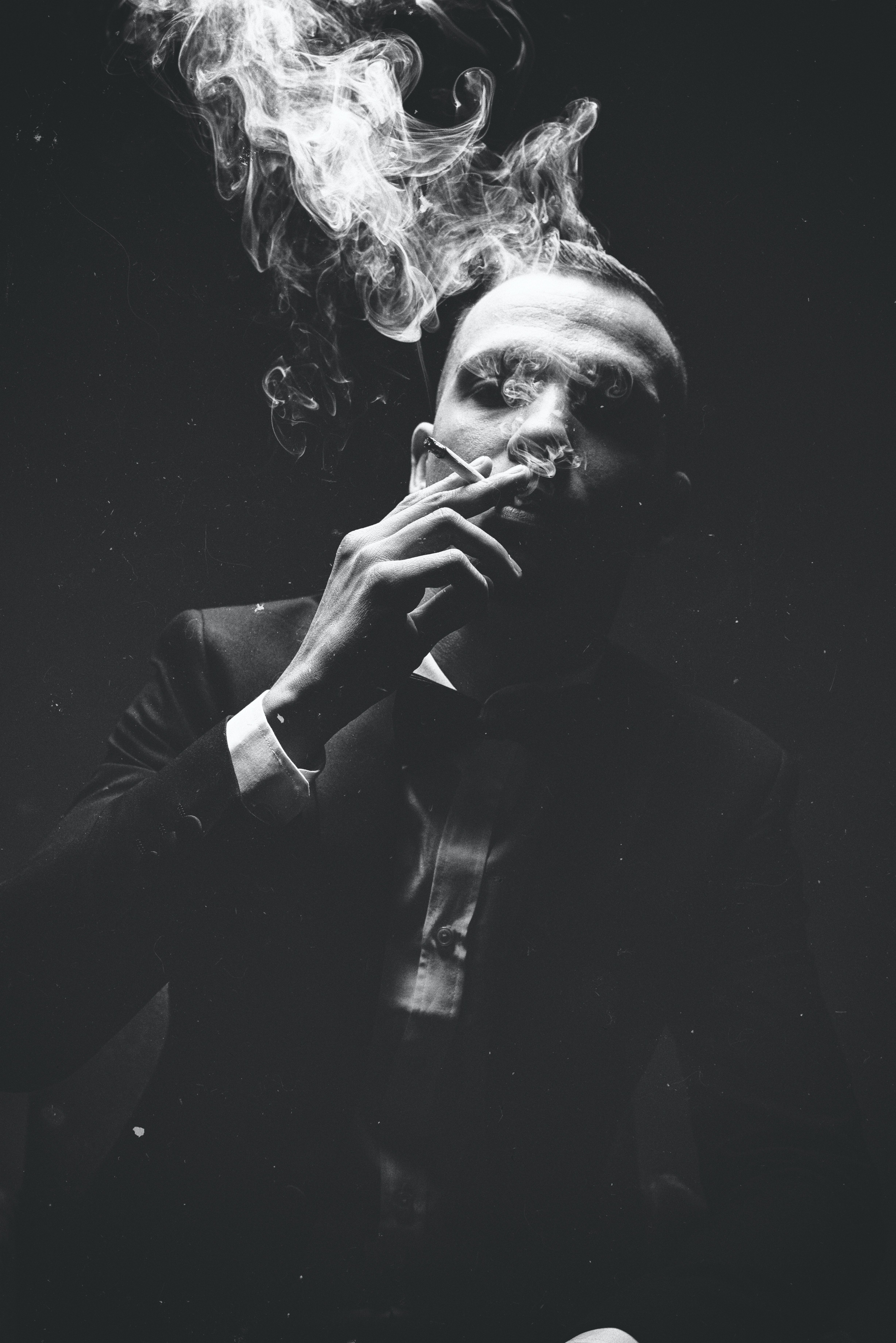 4912x7360 Grayscale Photo Of Man Smoking · Free