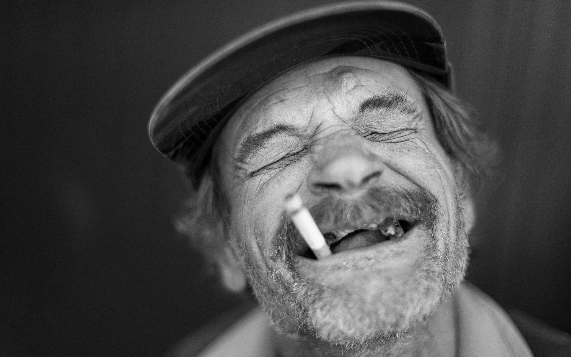 1920x1200 smoking, laughing, men, old people Gallery HD Wallpaper