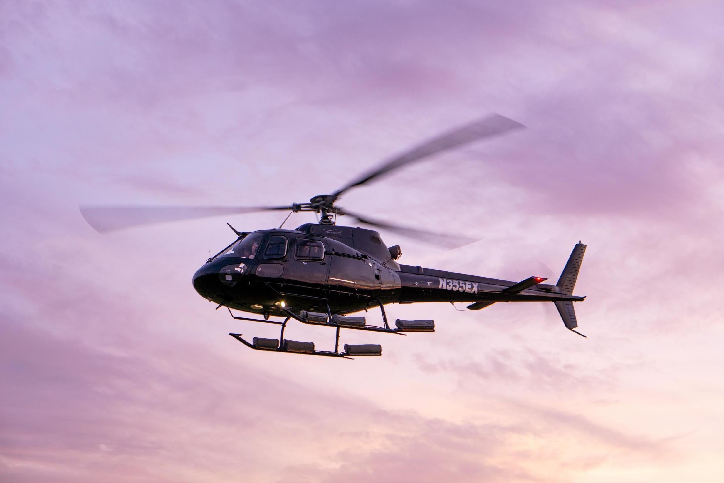 2465x1643 From Taxi Helicopters To Airport Putting Ranges: What It's Like To Travel When You're Ultra Rich