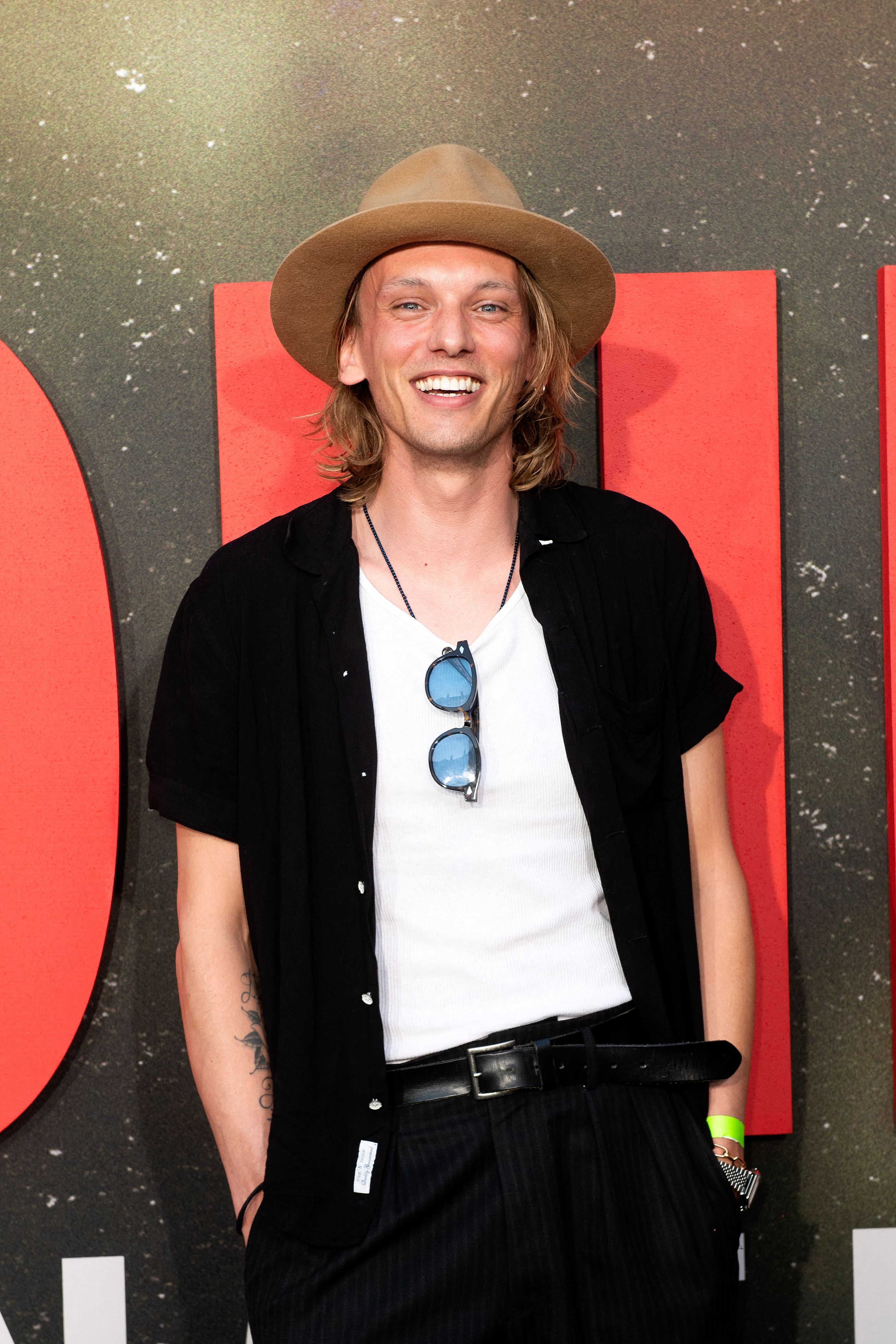 2762x4143 Stranger Things star lands next movie role