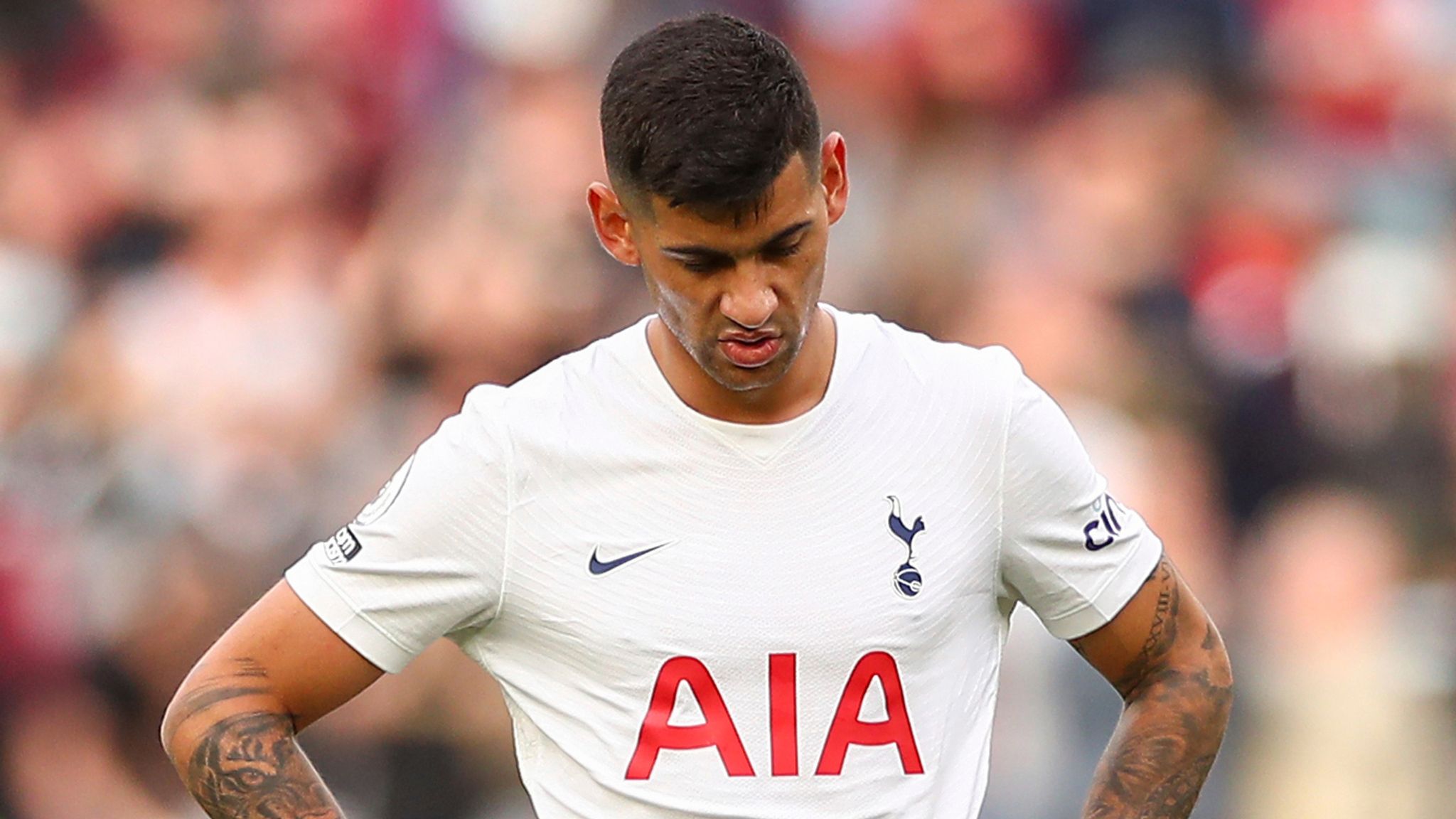 2048x1152 Cristian Romero: Antonio Conte confirms Tottenham defender out until 2022 with 'serious' injury