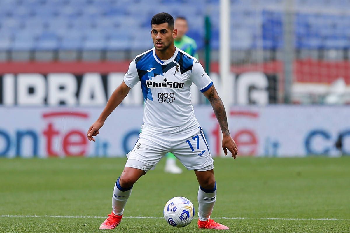 1200x800 Download Cristian Romero Inside The Football Stadium Wallpaper