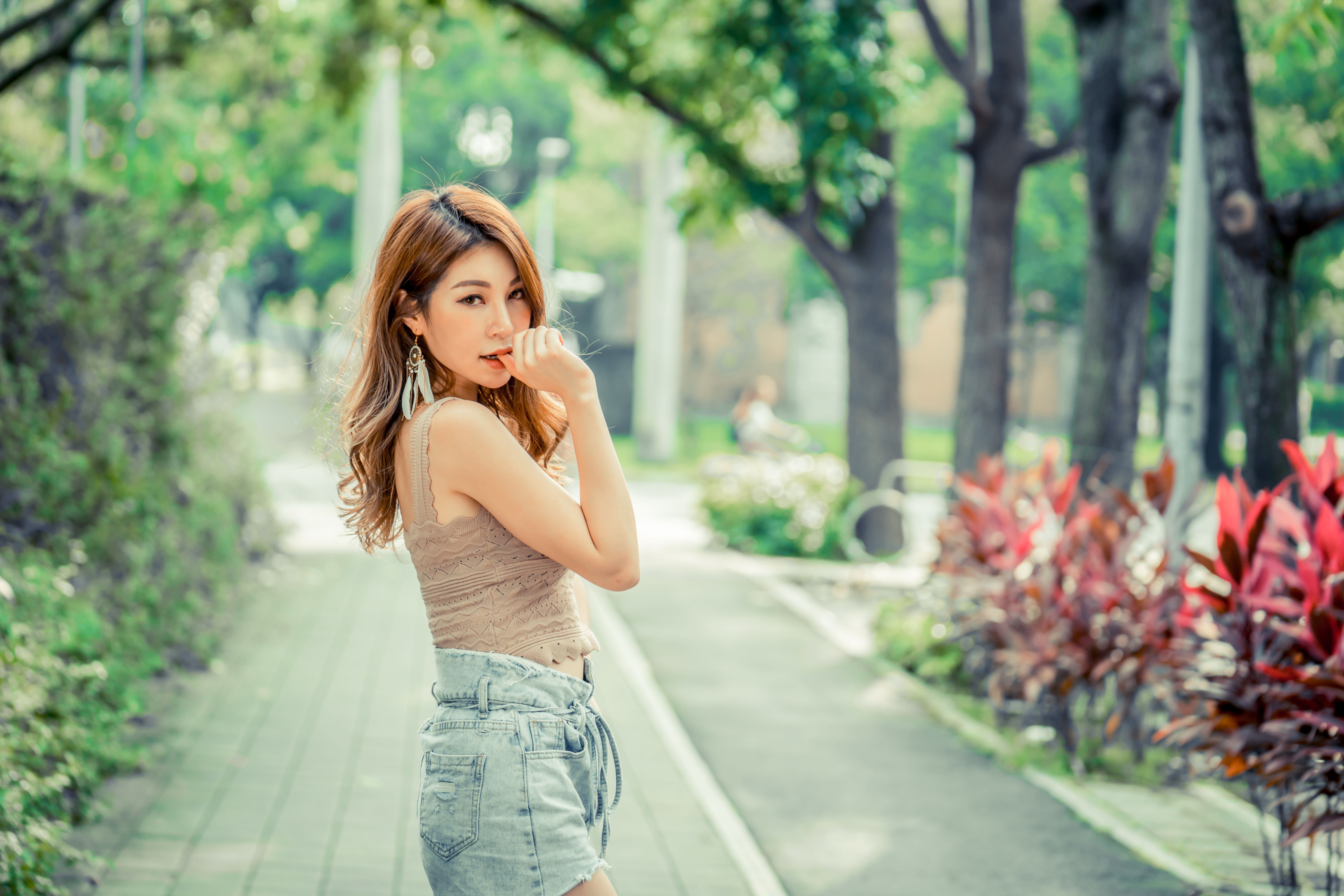 7952x5304 Women Asian 8k Ultra HD Wallpaper