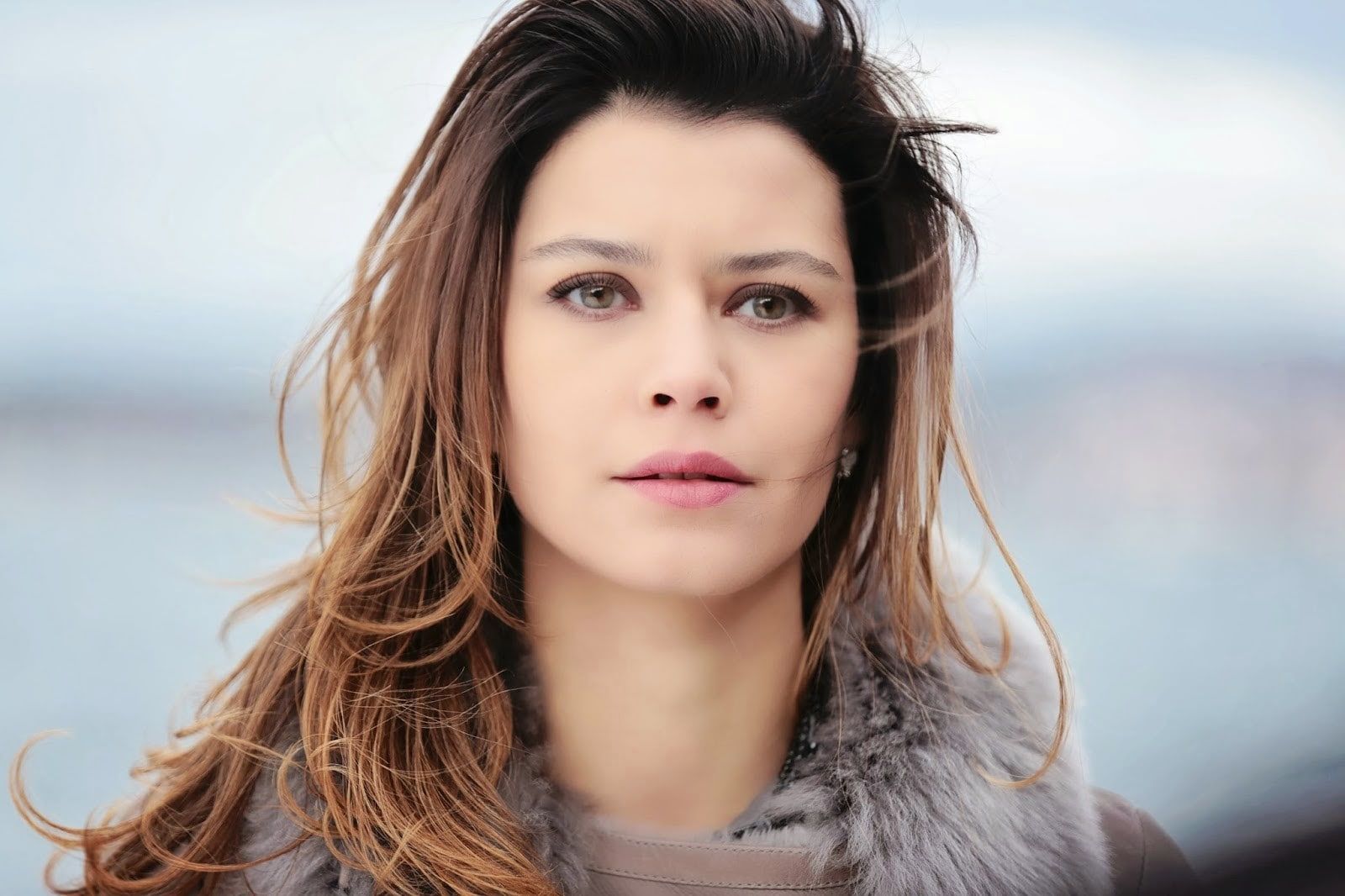 1600x1066 Beren Saat long hair #face #women P #wallpaper #hdwallpaper #desktop. Long hair styles, Cool hairstyles, Actresses