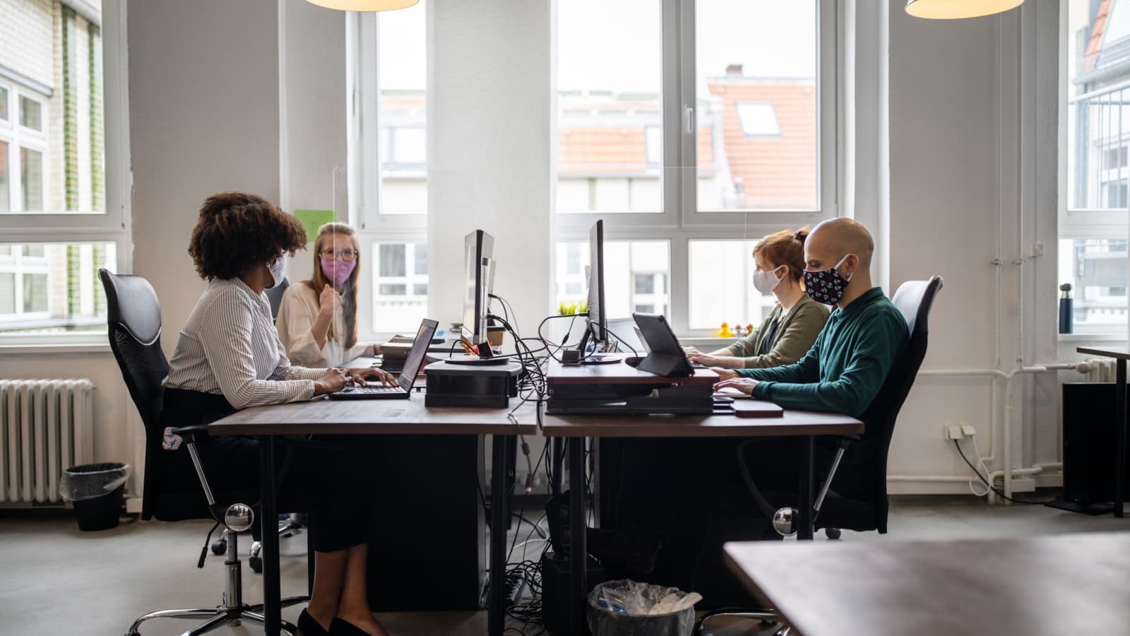 1600x900 Here's where to sit in the office to make you more productive