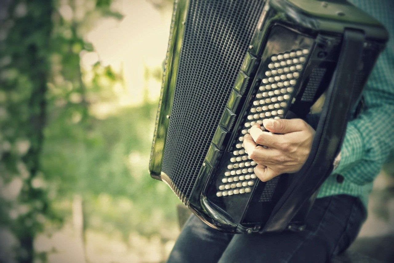 1280x853 The Accordion Effect