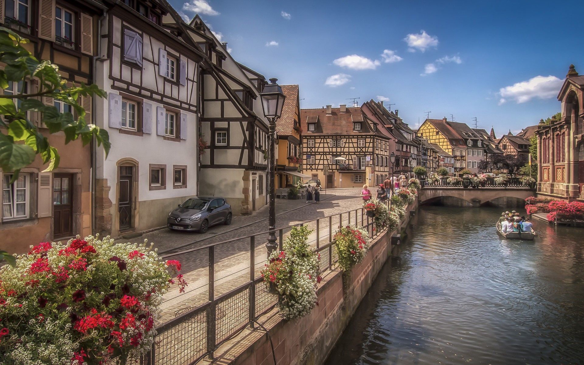 1920x1200 Wallpaper / France, Colmar, street, river, car, boat, bridge free download