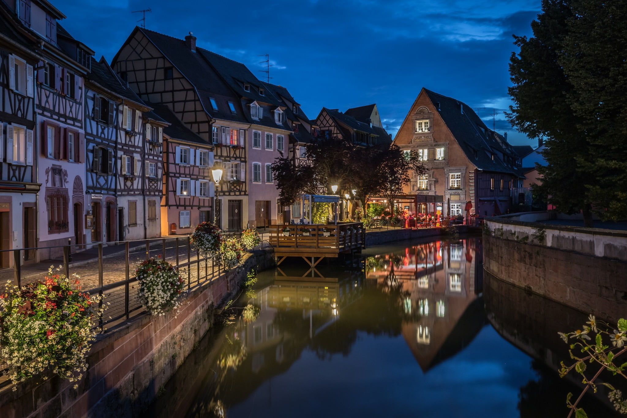 2048x1365 Wallpaper / 1080P, channel, lights, Colmar, the evening, France free download