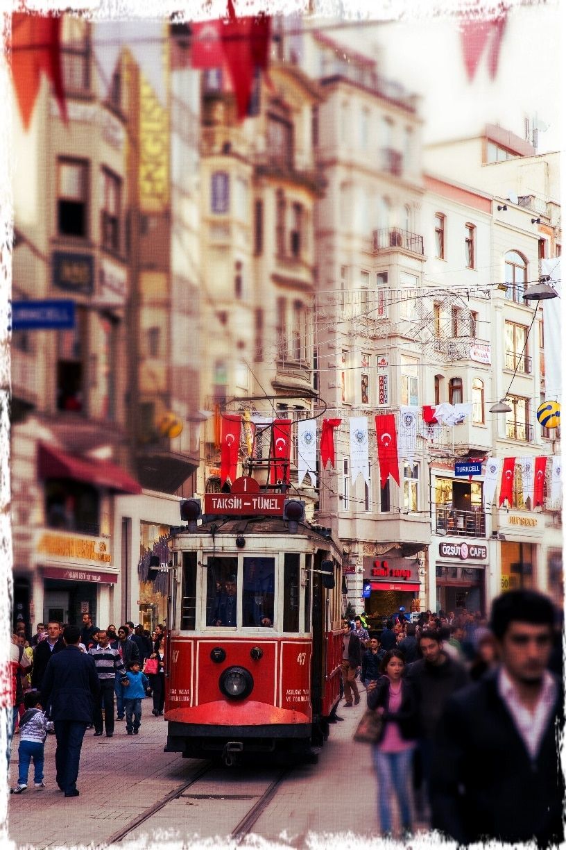 816x1224 Taksim Square in Istanbul City Center and Activities