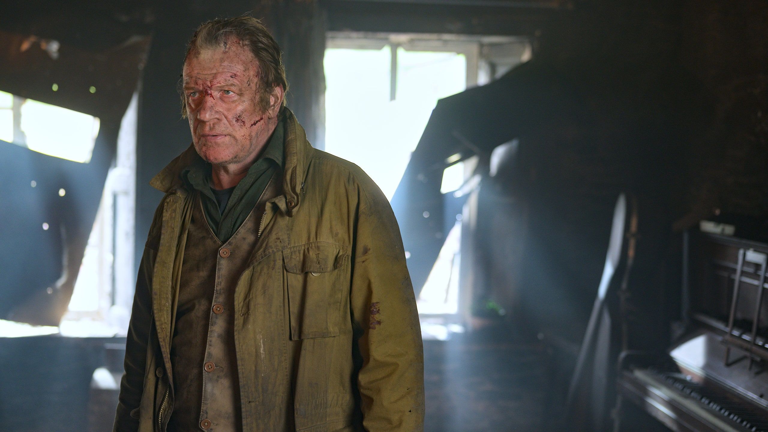 2560x1440 How AMC's 'Gangs of London' Channeled Sam Peckinpah For an Epic Shootout