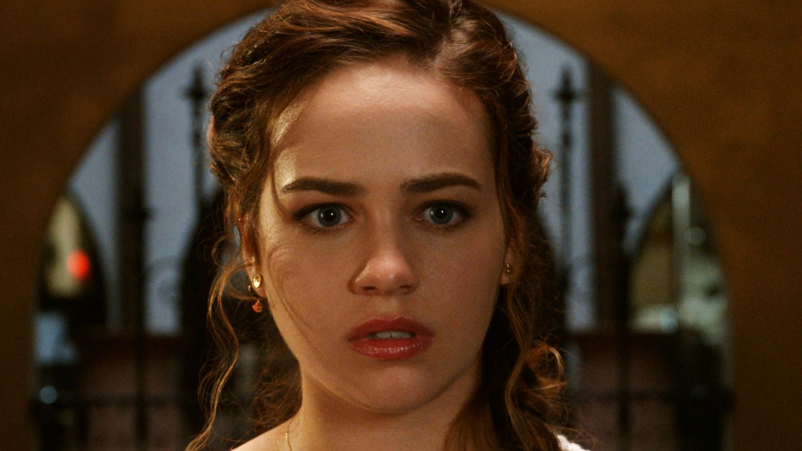 1600x900 The Major Prop Mary Mouser Took From The Set Of Cobra Kai Season 1
