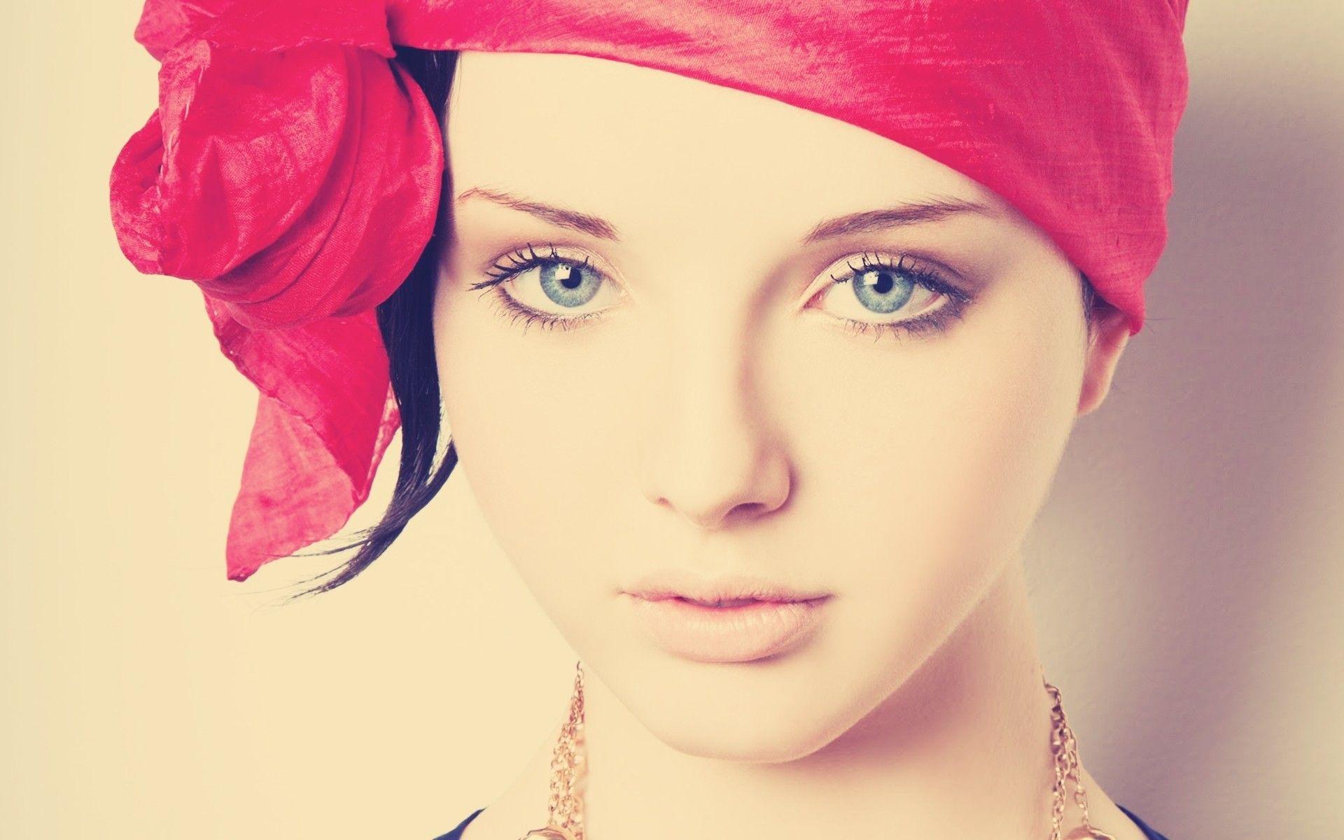 1920x1200 Face, Eyes, Blue eyes, scarf, Bow, Charm, Makeup wallpaper