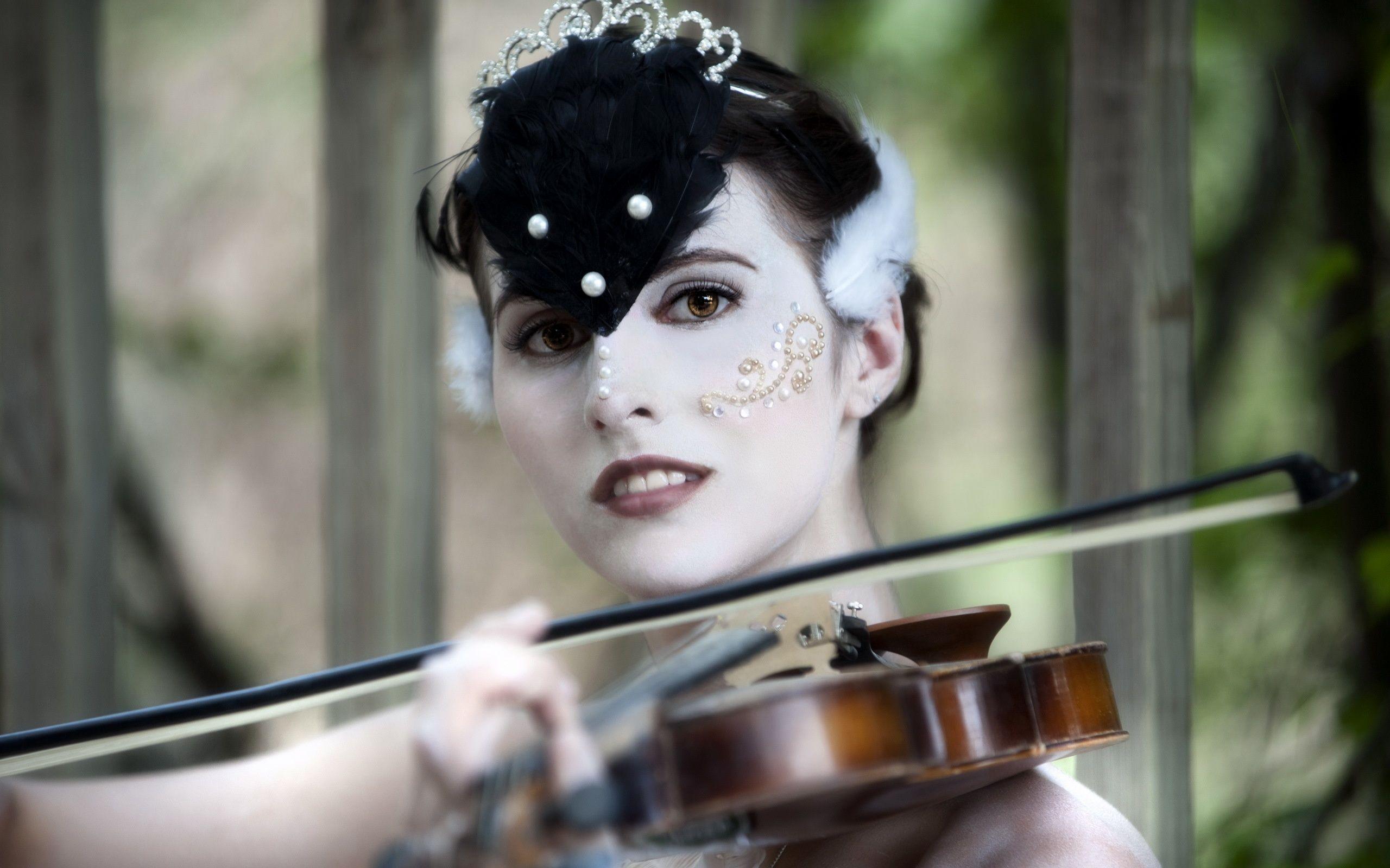 2560x1600 Wallpaper Girl makeup, yellow eyes, music, violin 2560x1600 HD