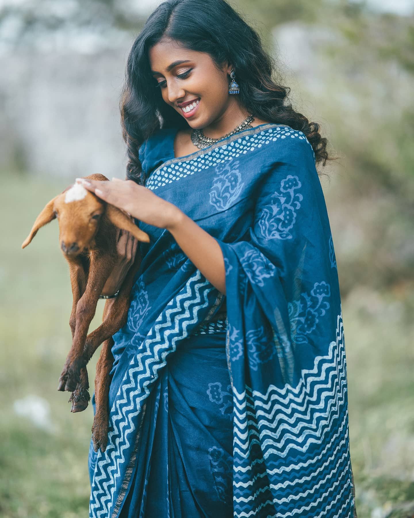 1440x1800 Village girl Wallpaper Download